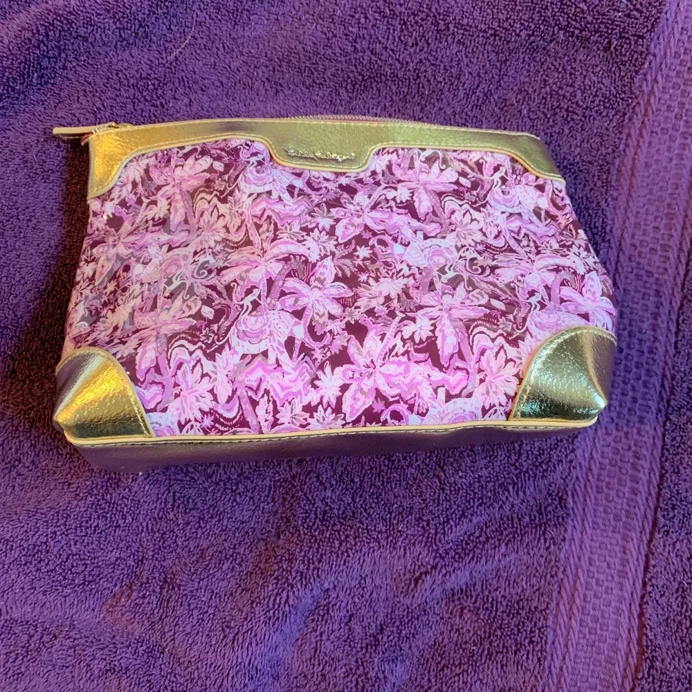 NWT Lilly Pulitzer Purple Print/Gold Pouchette